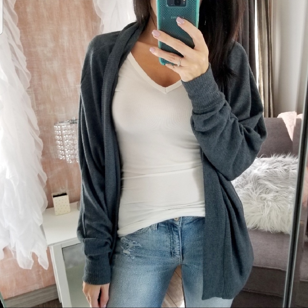 White L/S Basic Tee - Picture 4 of 6